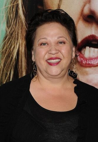 Fichier:Amy Hill.jpg