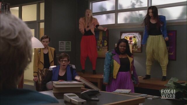 File:Glee117 0347.jpg