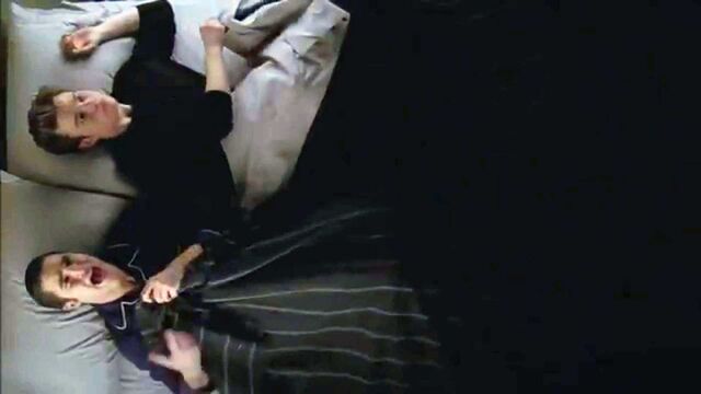 File:Klaine-in-bed-glee-break-up-images.jpg