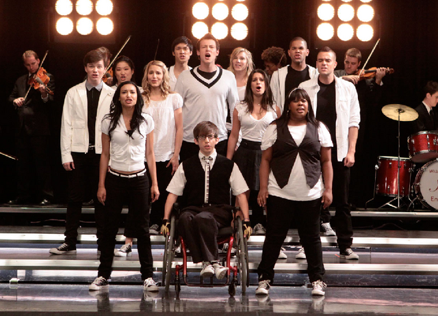 Arquivo:Glee keep holding on.png