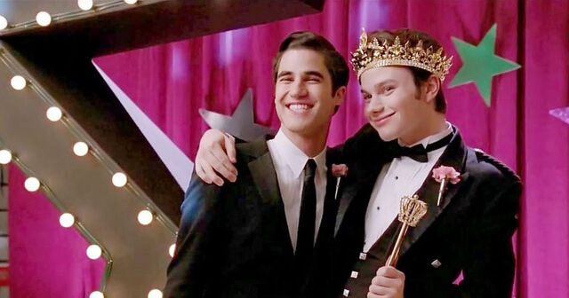 File:Klaine Prom.jpg