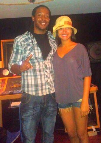 File:Studio Naya.jpg