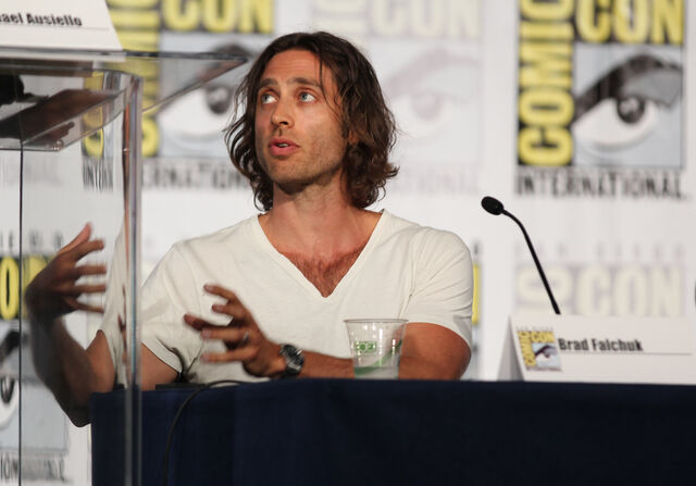 File:Glee panel-17.jpg