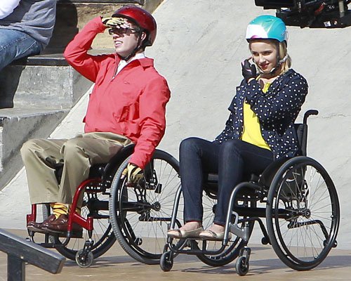File:Dianna-Agron-022112-4.jpg