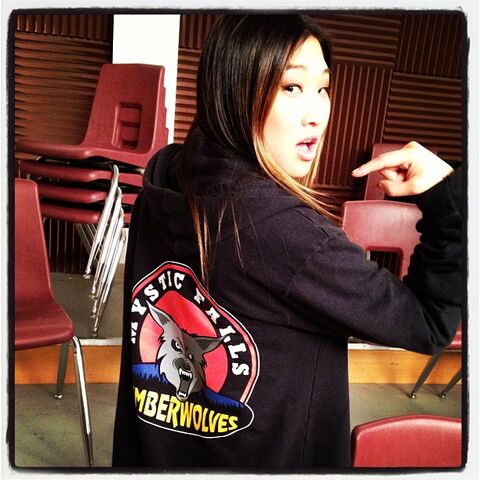 File:Jenna Ushkowitz-Mystic Falls.jpg