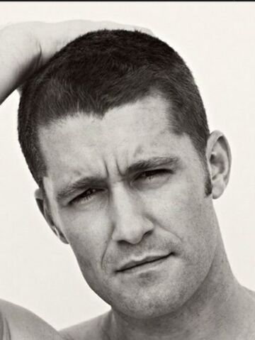 File:Matthew-Morrison-shaved-head.jpg