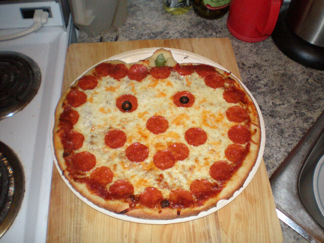 File:Pizza-2.jpg