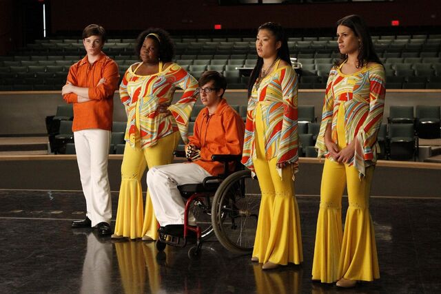File:New-pics-from-the-extended-Glee-pilot-glee-15464787-2000-1333.jpg
