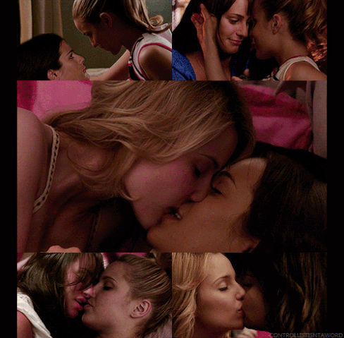 File:Tumblr lj7n9r73Zz1qeyp1lo1 r2 500.gif