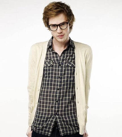 File:Cameron-mitchell-glee-project.jpg