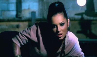 File:Devonne solo.jpg