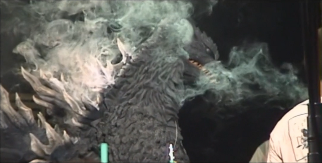 File:TokyoGoji beam smoke.png