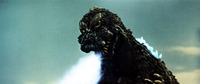 File:Mothravsgodzilla033.jpg
