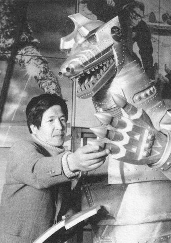 File:Behind vs MechaGodzilla.jpg