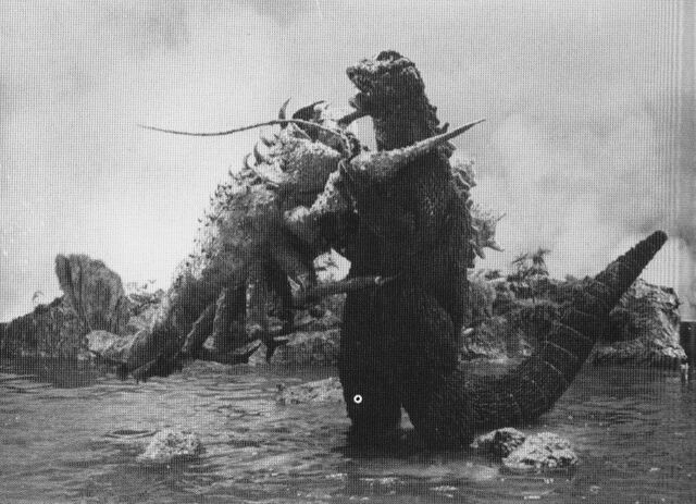 File:EHOTD - Godzilla and Ebirah Hug Battle.jpg