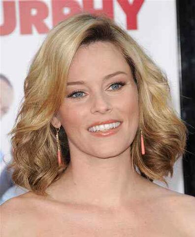 File:Elizabeth-banks-shoulder-length-blonde-hairstyle (1).jpg