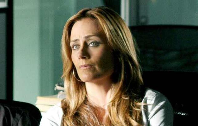 File:645px-02022554-photo-diane-farr-dans-numb3rs.jpg