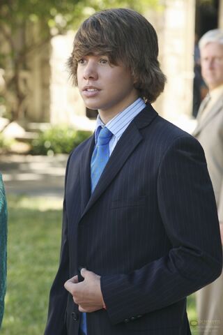 File:Gcb-1x04-a-wolf-in-sheeps-clothing-4.jpg