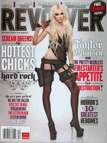 File:Taylor-momsen-revolver.jpg
