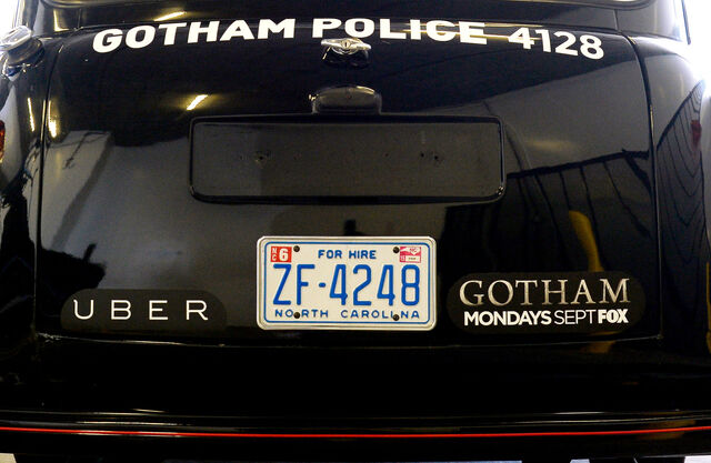 File:SDCC-2014-Gotham-Uber-cars-event AHP5291A.jpg