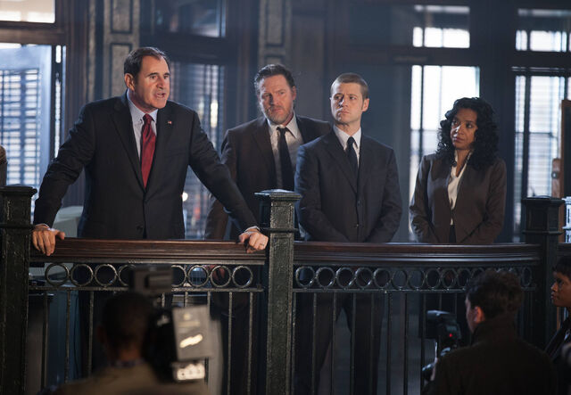 Fichier:Gotham s01e02 8.jpg