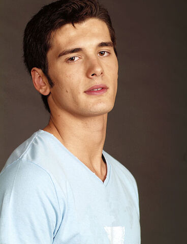 File:Yon gonzalez 06.jpg