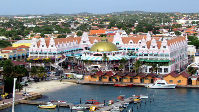 File:Oranjestad (Aruba).jpg