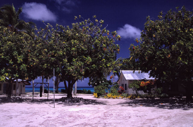 File:Funafuti (Tuvalu).jpg