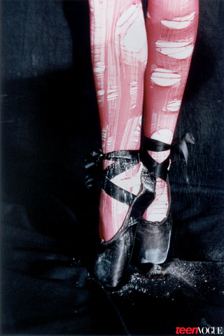 File:GrimesTeenVogue2014 3.png