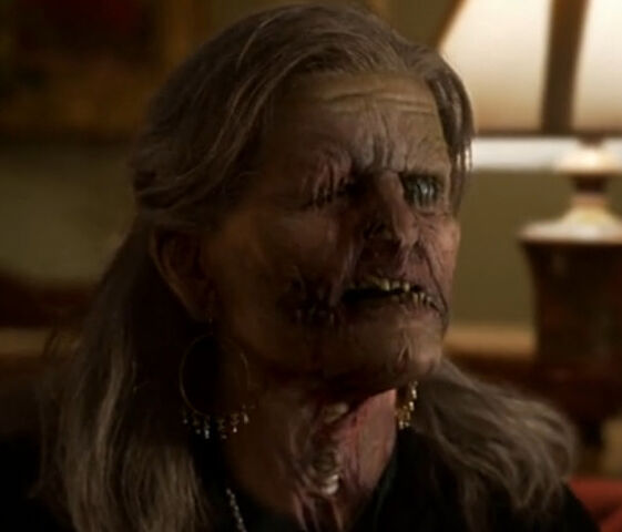Datei:Frau Pech Morphed.jpg