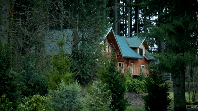 File:WhisperingPines House.png