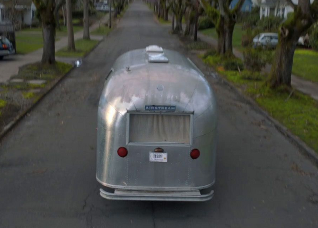 Archivo:Trailer1raa.png