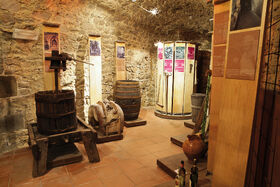 Scansano museo del vino.jpg