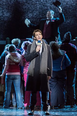 File:Andy Karl as Phil Connors reporting.jpg