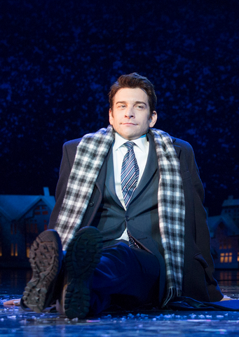 File:Phil sitting in the snow.png