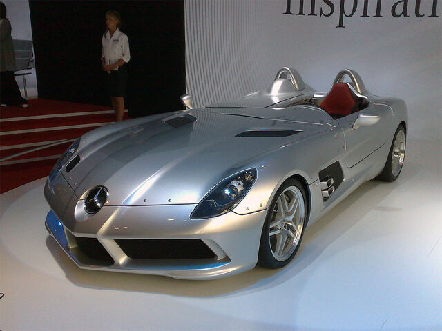 Plik:Mercedes-Benz SLR Stirling Moss McLaren.jpg