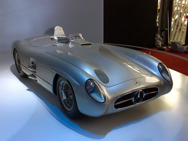 Plik:Mercedes-Benz 300 SLR 1955 2.jpg