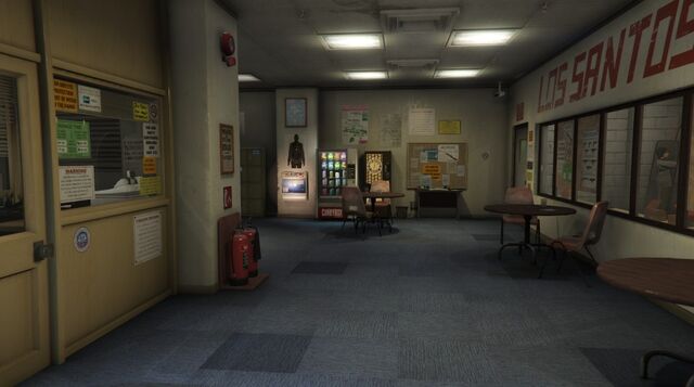 File:Ammunation-Office-Interior-GTAV.jpg