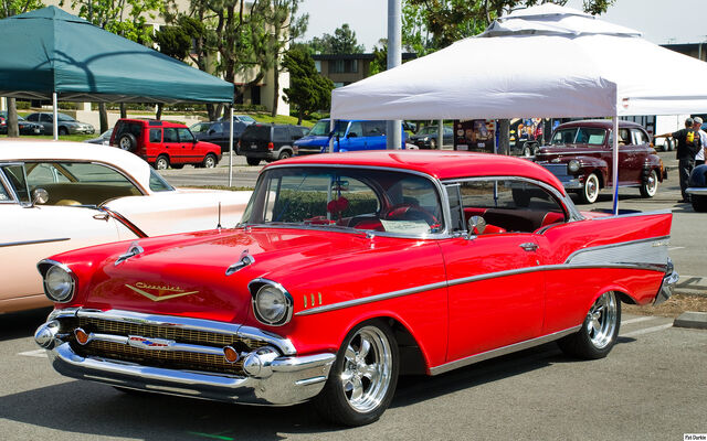 File:ChevyBelAir-IRL.jpg