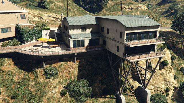 File:2045NorthConkerAvenue-RearView-GTAO.png