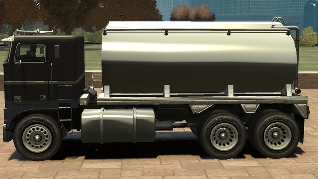 File:PackerTanker-GTAIV-Side.png