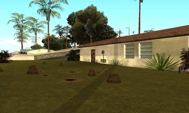 File:RydersHouse-GTASA-Backyard.jpg