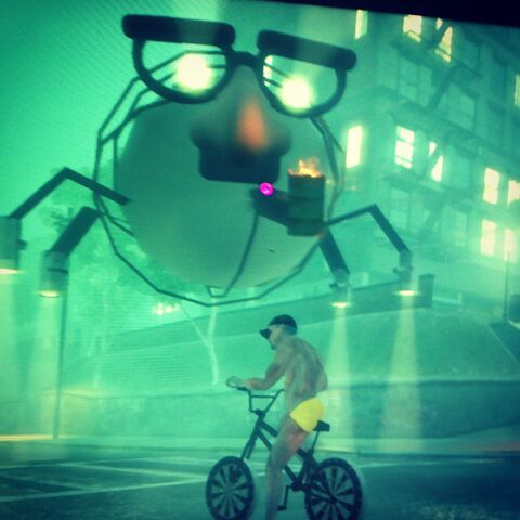 File:Flying head ;).jpg