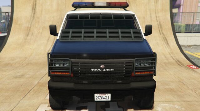File:PoliceTransporter-GTAV-Front.jpg
