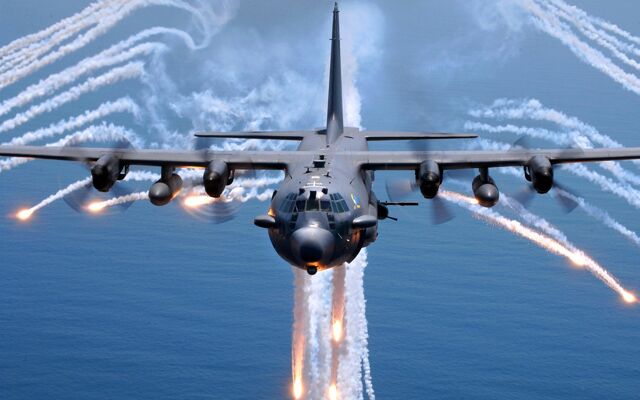 File:1280 Lockheed AC-130.jpg