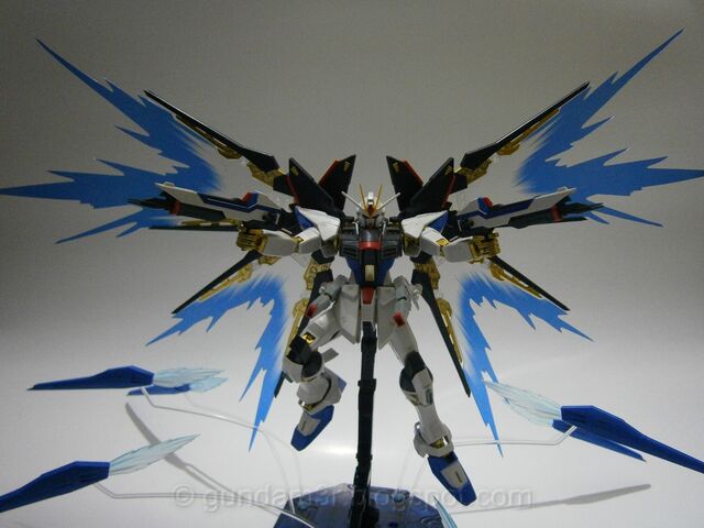 File:Wing Effect Strike Freedom MG-001.jpeg