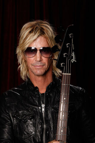 Archivo:Duff-McKagan bass.jpg