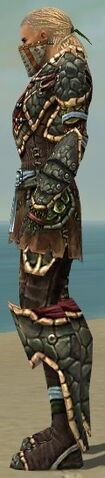 File:Ranger Luxon Armor M gray side alternate.jpg