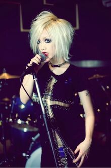 Tumblr n3430e3tWf1tnq3ezo1 500