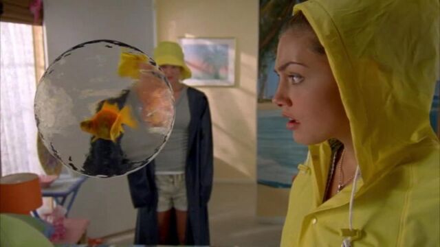 File:Cleo-and-rikki-h2o-just-add-water-9009219-250-142.jpg